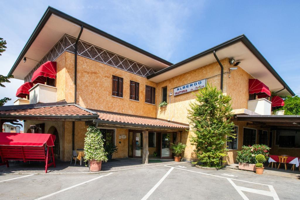 Albergo Ristorante Da Felice Loria Exterior photo